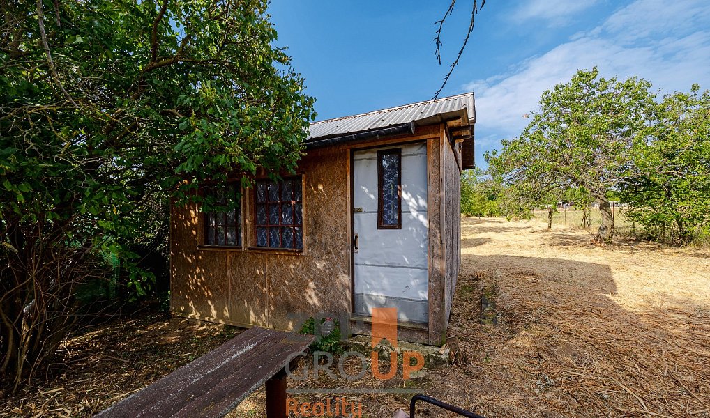 Prodej zahrady 1 372 m², Znojmo – náhled fotky 9