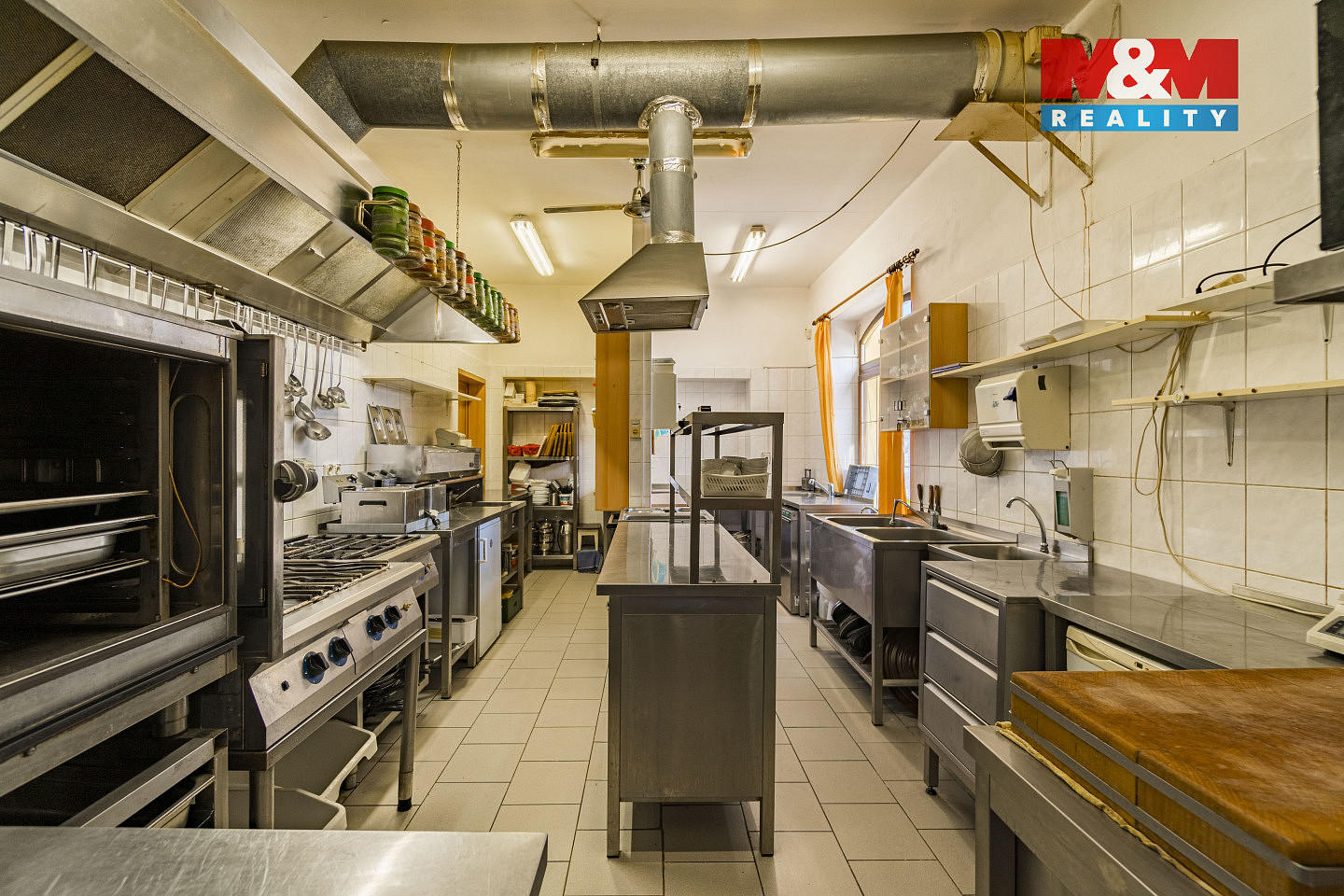 Prodej ubytovacího objektu 661 m² – fotografie 4