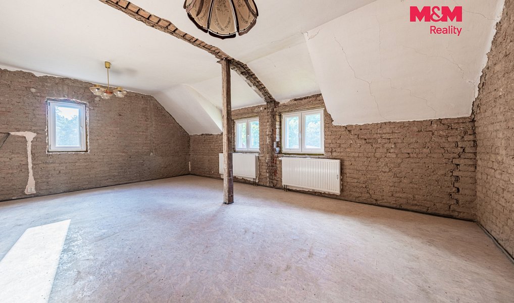 Prodej domu 131 m² s pozemkem 1 031 m², Měchenice – náhled fotky 15