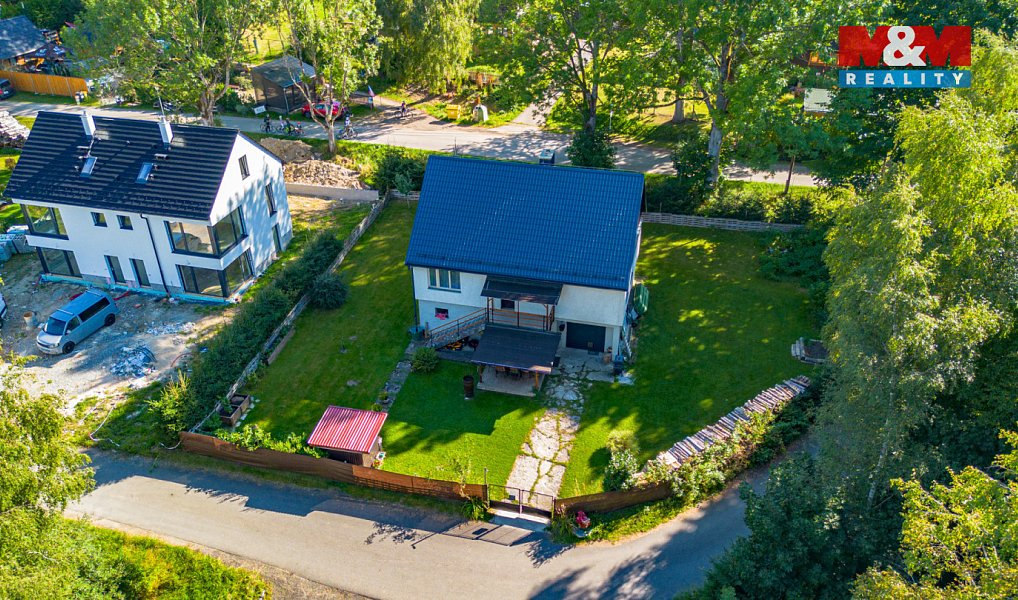 Prodej domu 210 m² s pozemkem 907 m², Horní Planá – náhled fotky 16