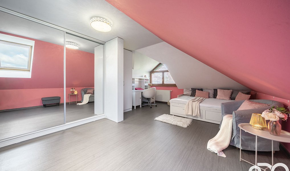 Prodej domu 340 m² s pozemkem 970 m², Kosořice – náhled fotky 18