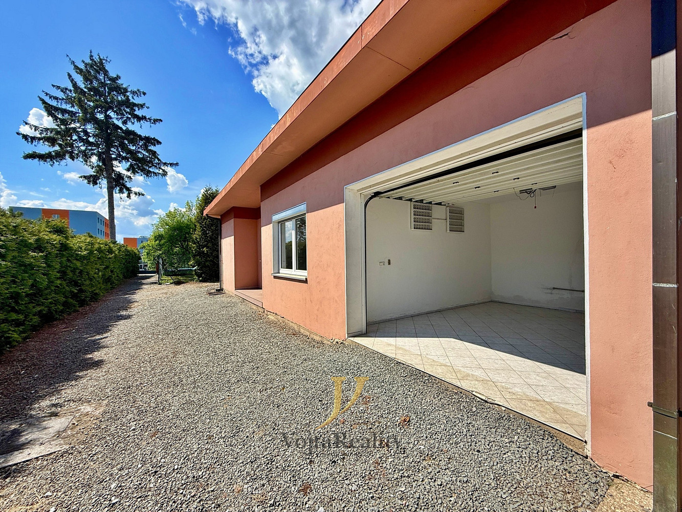 Prodej domu 155 m² s pozemkem 1 243 m² - Widok 6