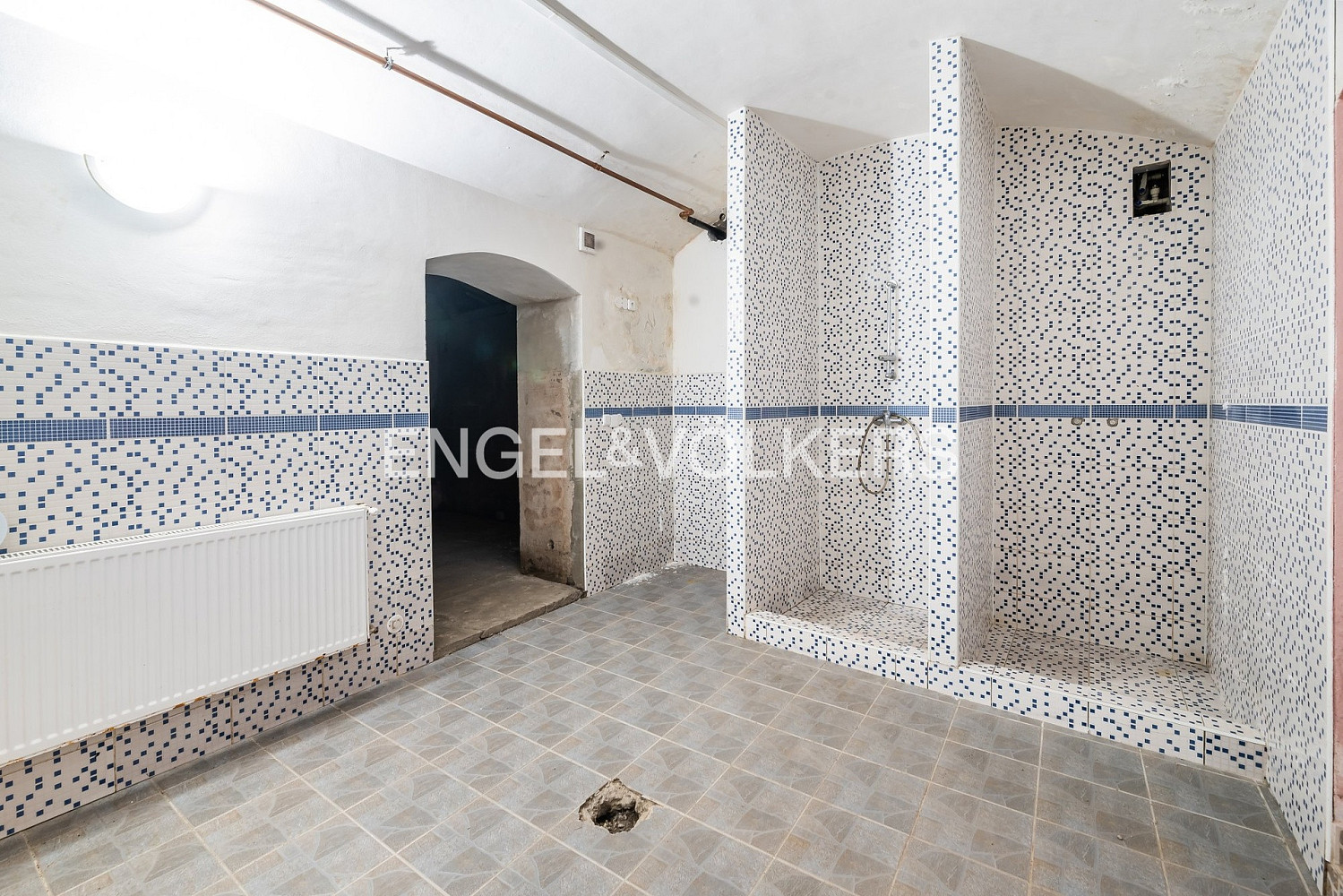 Pronájem komerčního objektu (jiného typu) 93 m² – fotografie 4