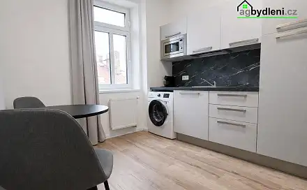 Pronájem bytu 2+kk 34 m²