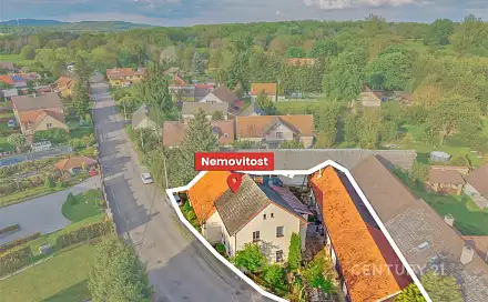 Prodej domu 303 m² s pozemkem 598 m², Chleby, okres Benešov