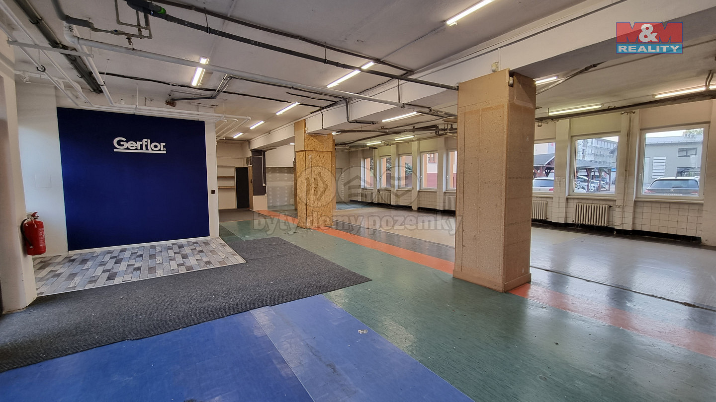 Pronájem obchodních prostor 203 m² — photo 2