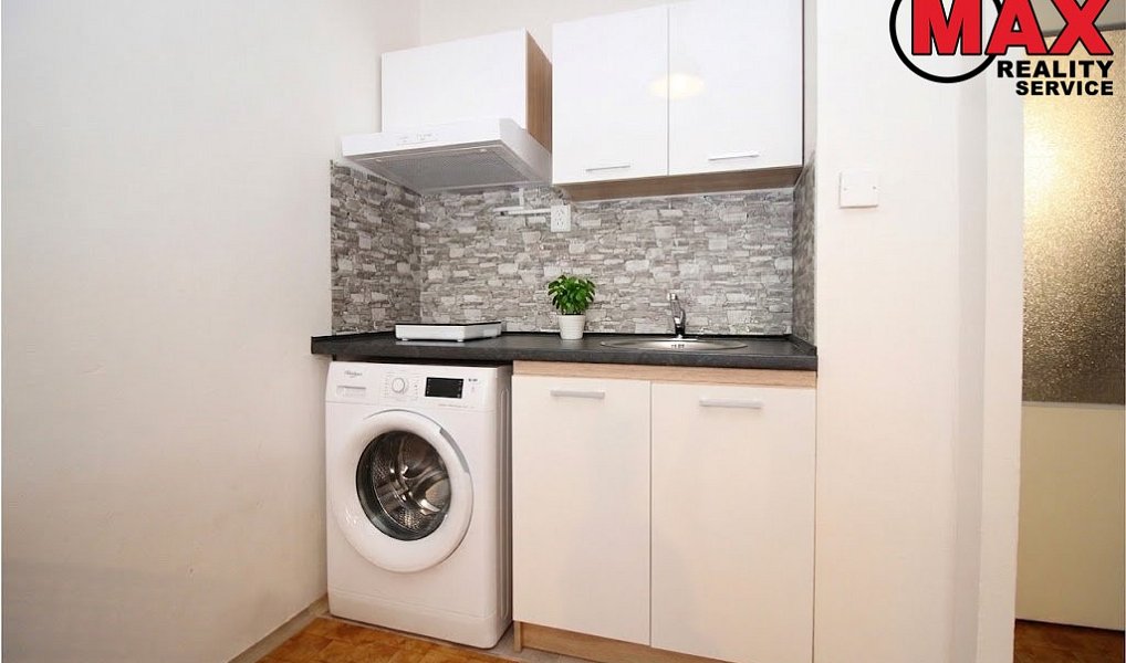 Pronájem bytu 1+kk 29 m², Praha – náhled fotky 3