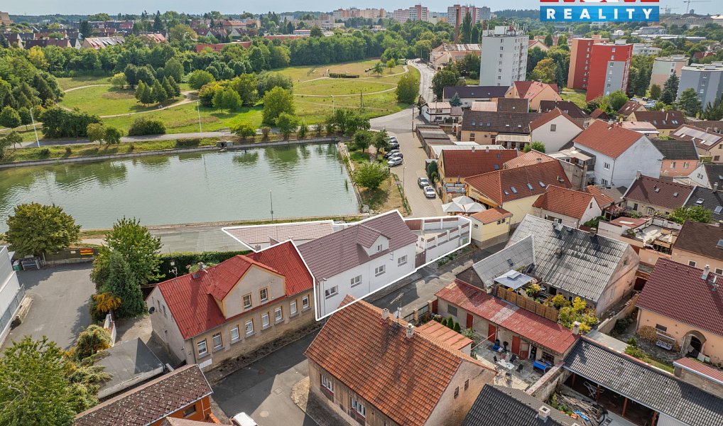 Prodej domu 121 m² s pozemkem 388 m², Kladno – náhled fotky 2