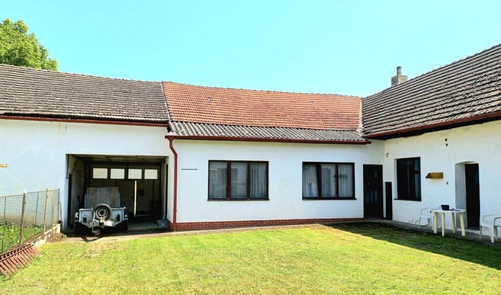 Prodej domu 455 m² s pozemkem 1 055 m², Zálší – náhled fotky 3
