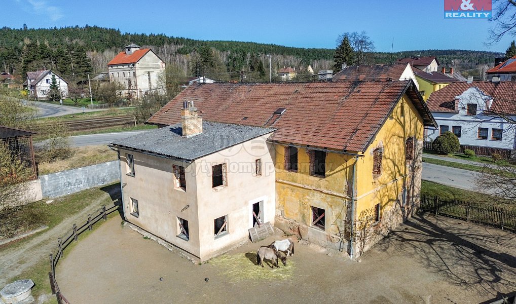 Prodej nájemního domu, činžáku 1 614 m², Žihle – náhled fotky 8