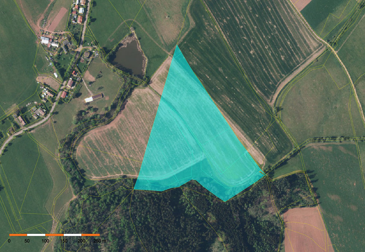 Prodej pole 328 319 m² – fotografie 3