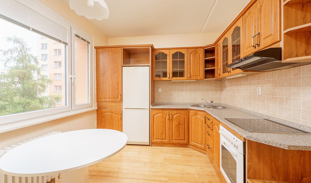 Prodej bytu 3+1 78 m², Pardubice – náhled fotky 3