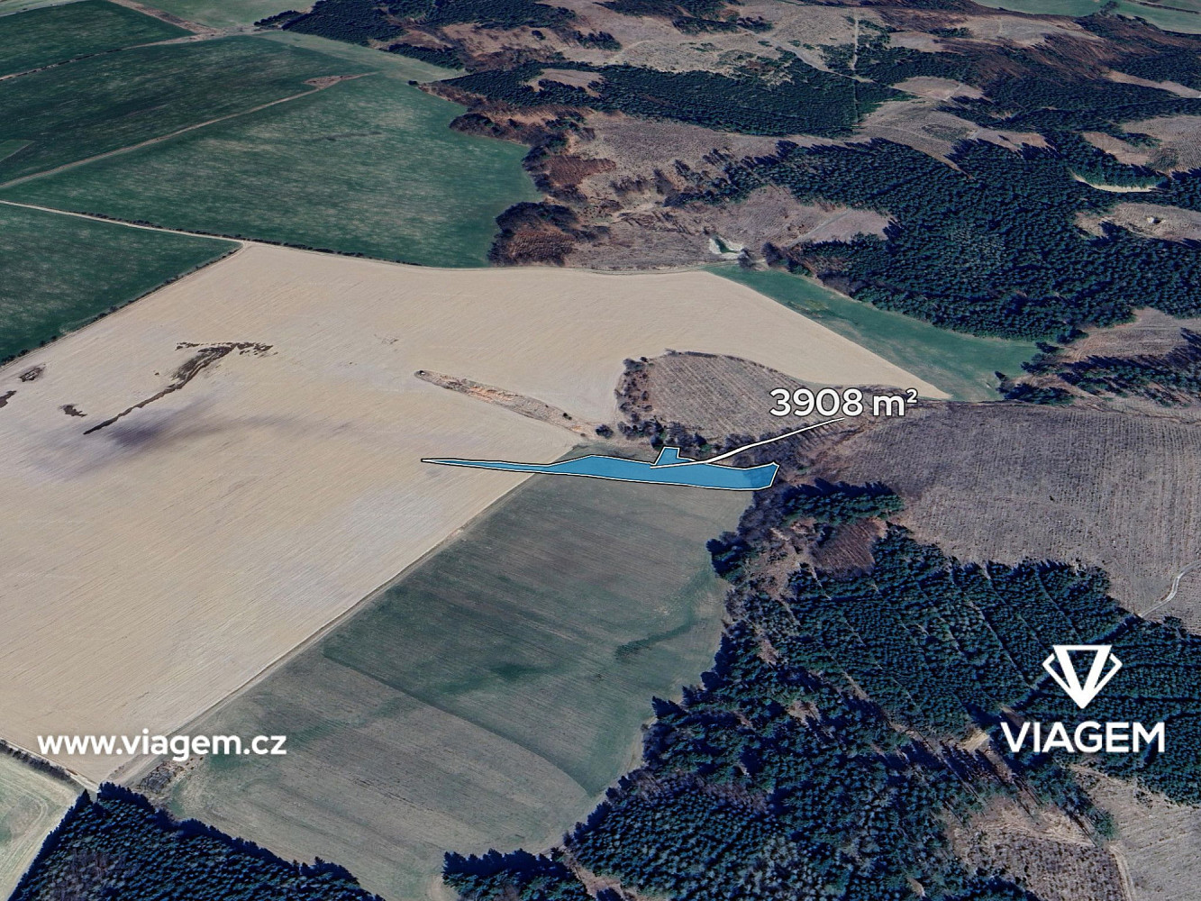 Prodej pole 694 m²