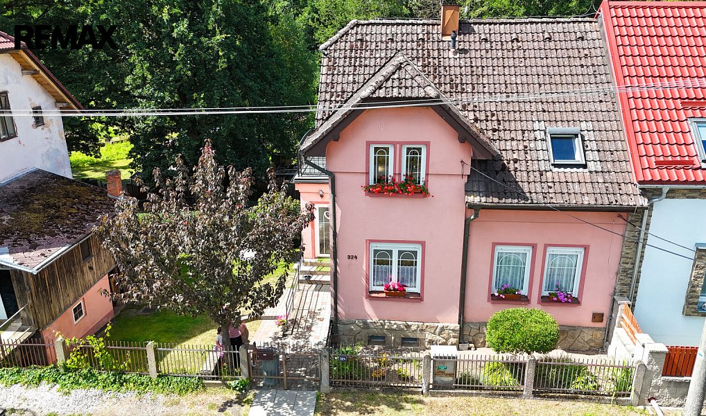 Prodej domu 100 m² s pozemkem 160 m², Staré Sedliště – fotka 1 z 39