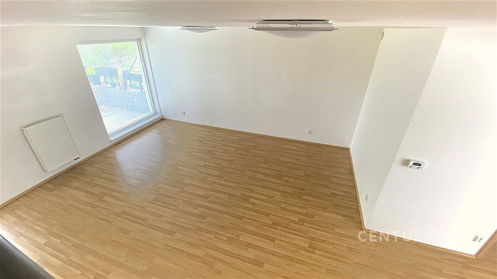 Prodej domu 210 m² s pozemkem 168 m² – pohled 6