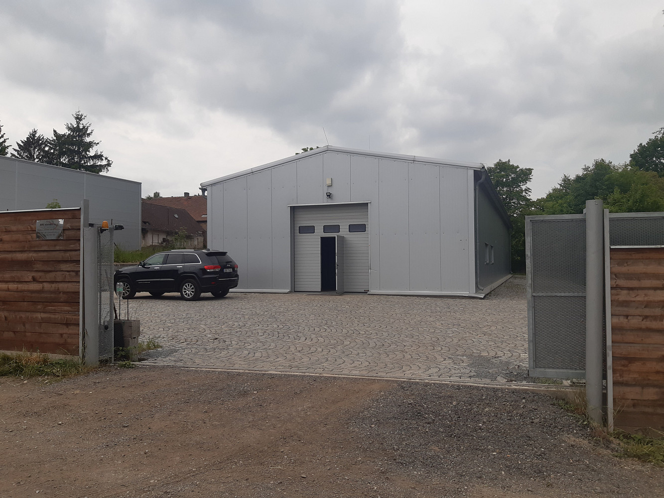 Pronájem skladovacích prostor 200 m²
