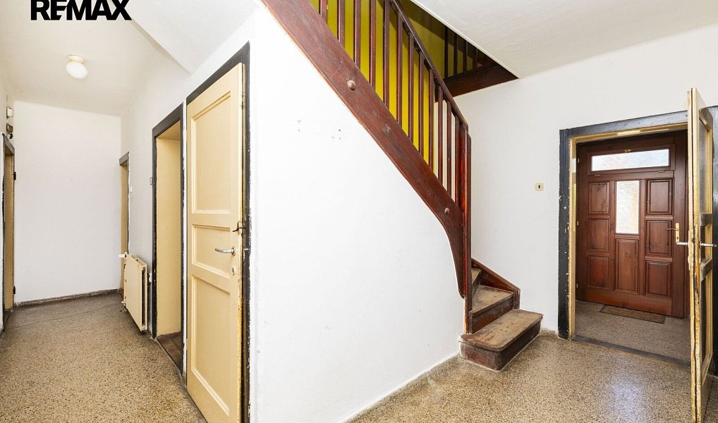 Prodej domu 152 m² s pozemkem 972 m², Hoštka – náhled fotky 17