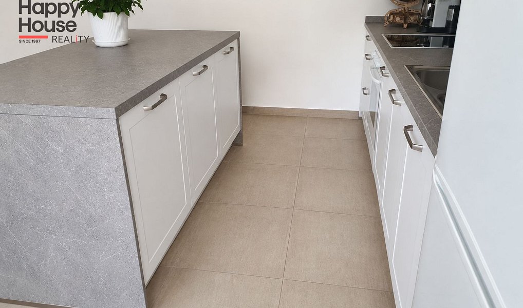 Pronájem bytu 2+kk 65 m², Praha – náhled fotky 3