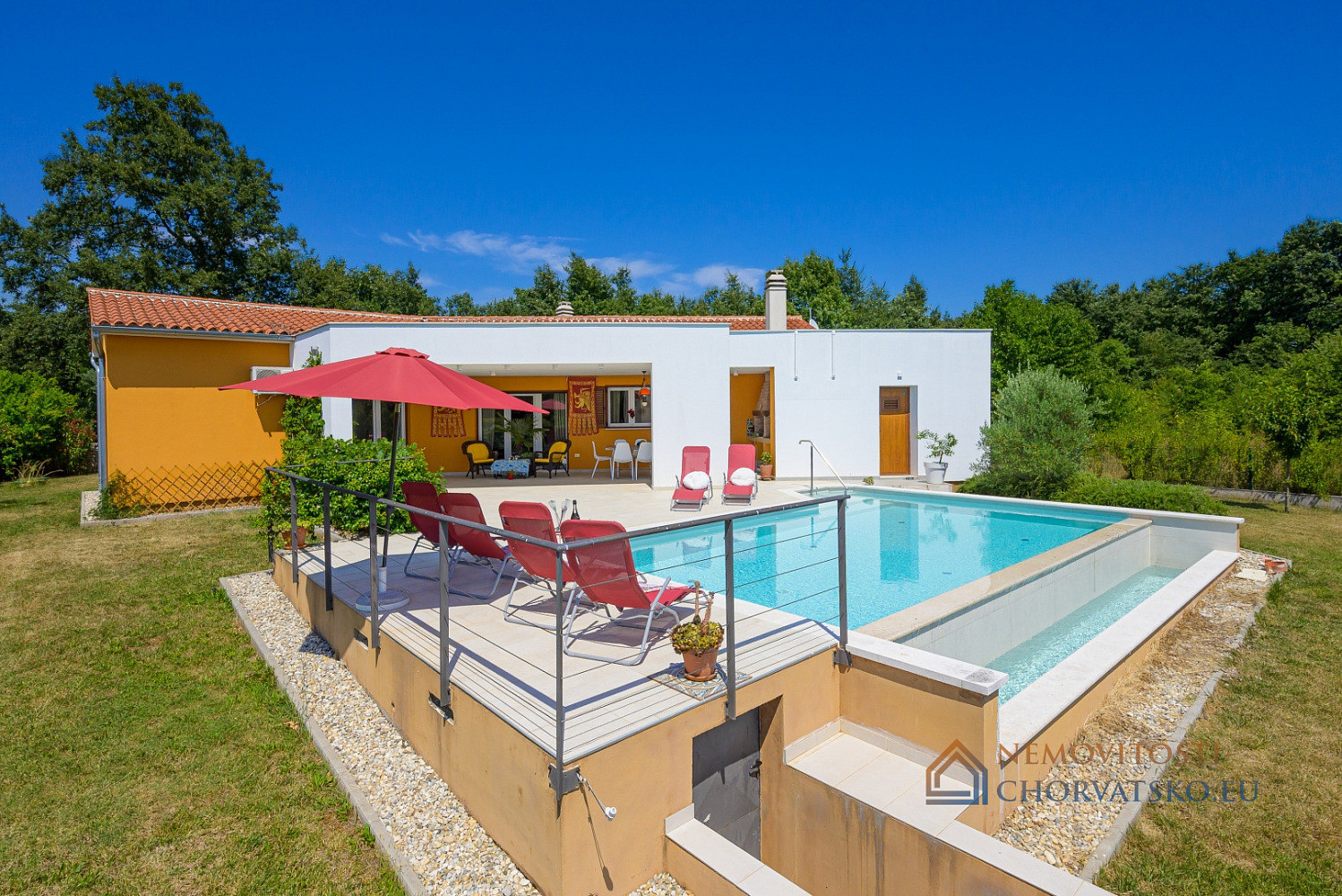 Prodej domu 180 m² s pozemkem 1 000 m² - Ansicht 3