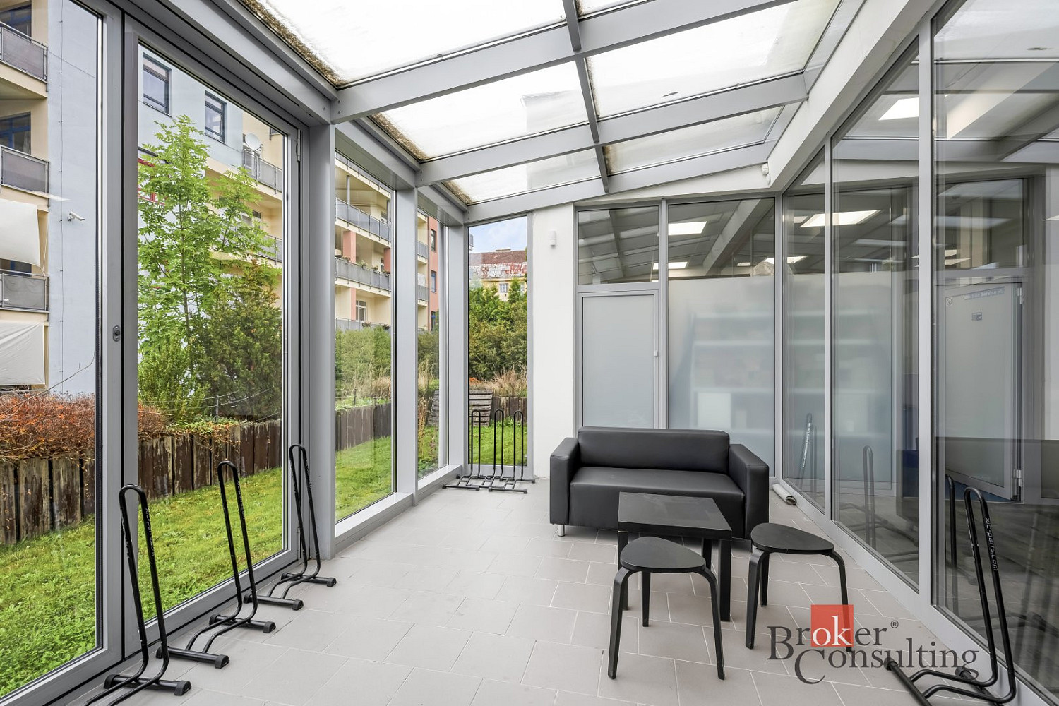 Pronájem obchodních prostor 611 m² – fotografie 5