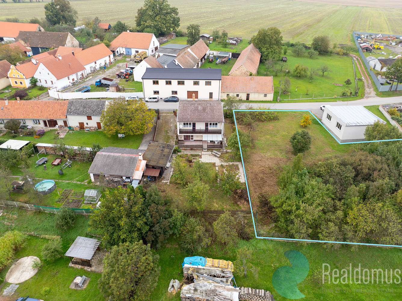 Prodej stavebního pozemku 1 303 m² — photo 4