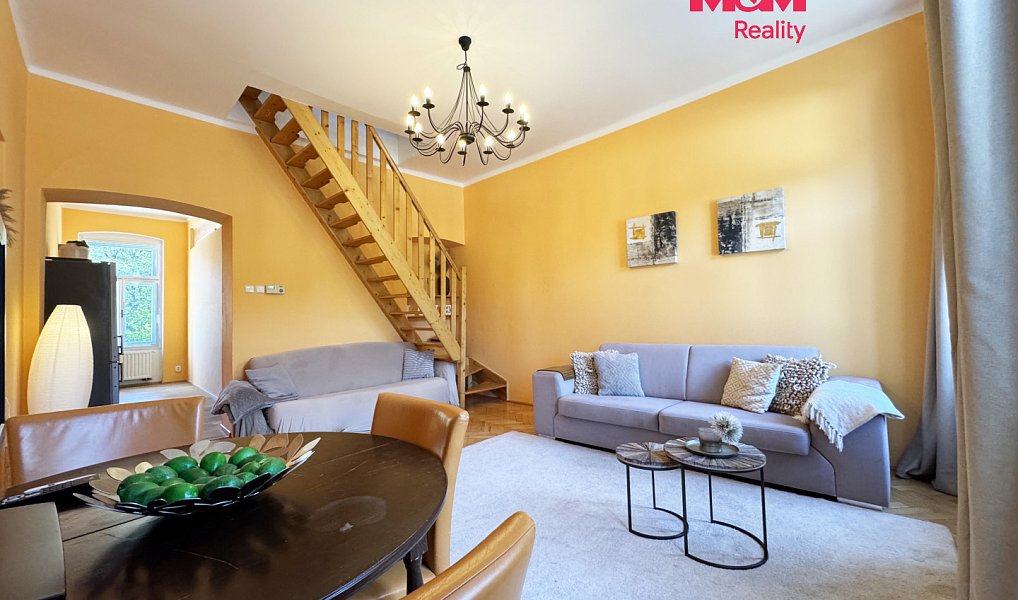 Pronájem bytu 3+1 96 m², Karlovy Vary – fotka 1 z 14