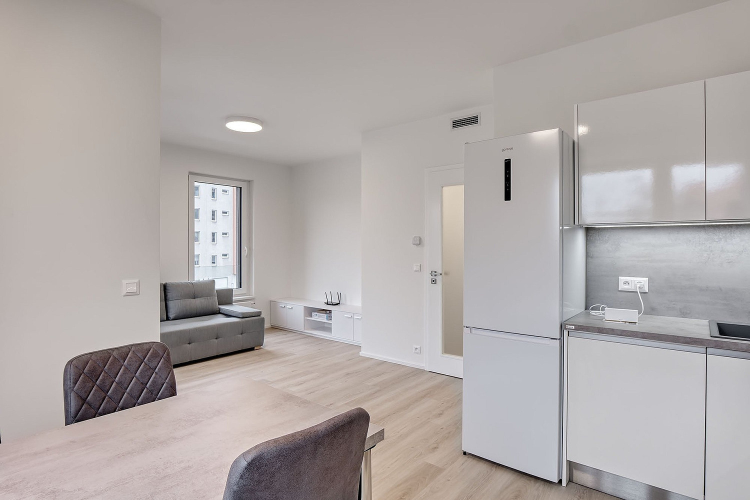 Pronájem bytu 2+kk 50 m² — photo 3