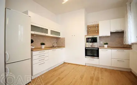 Pronájem bytu 3+kk 80 m²