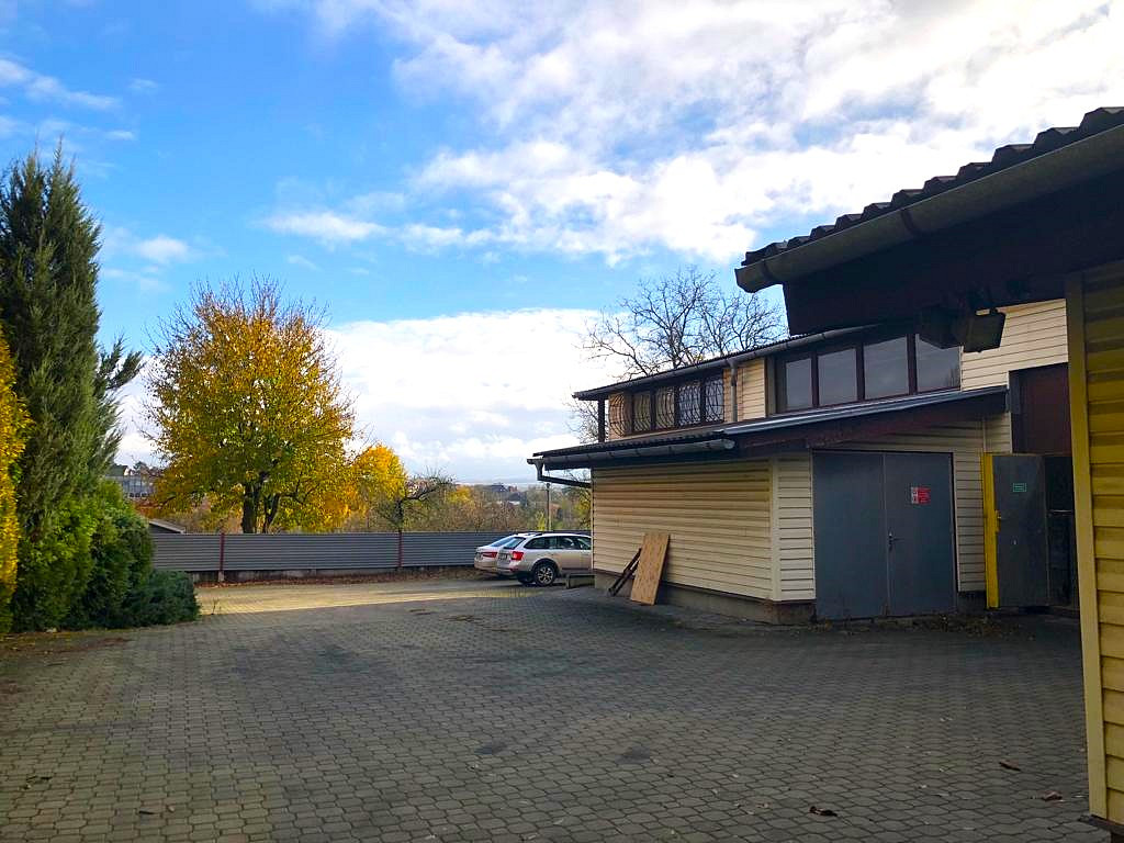 Prodej výrobních prostor 650 m² – fotografie 2