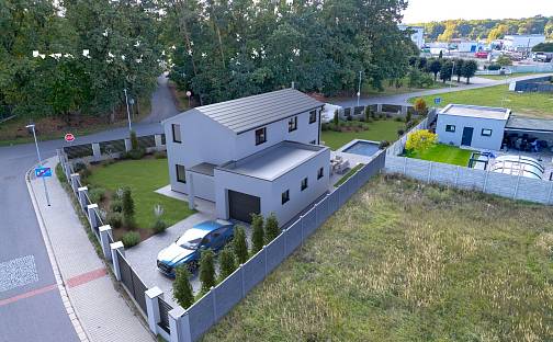 Prodej domu 160 m² s pozemkem 826 m², Karla Mikuláška, Pardubice - Svítkov