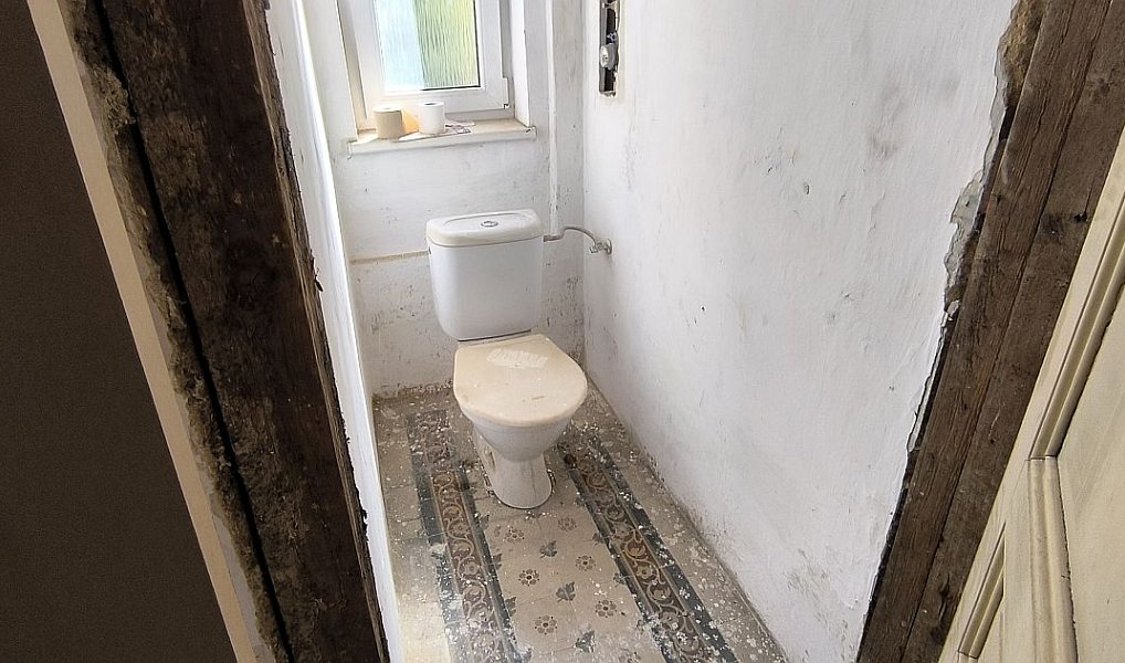 Prodej bytu 2+1 103 m², Cheb – náhled fotky 8