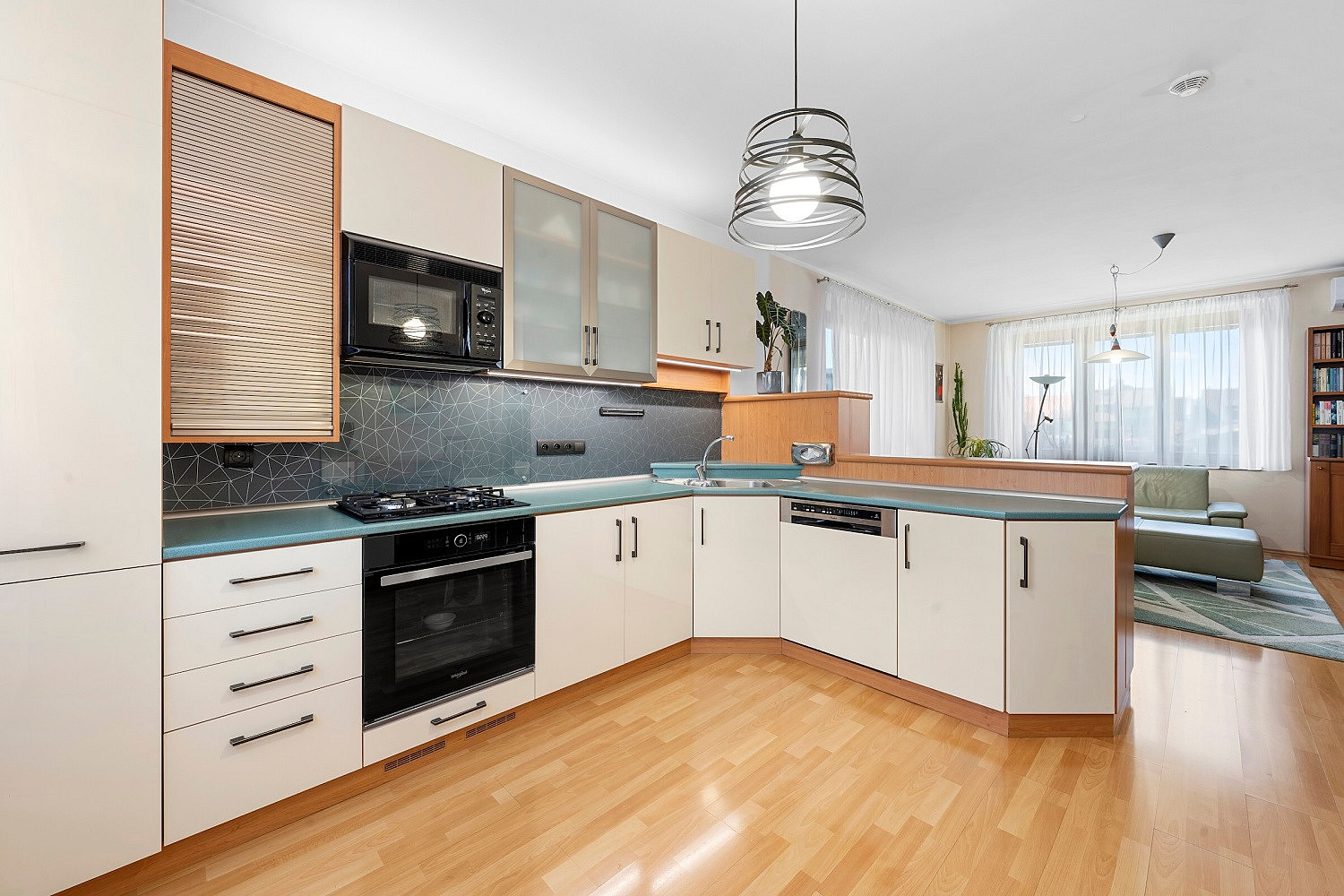 Prodej domu 180 m² s pozemkem 360 m² — photo 3