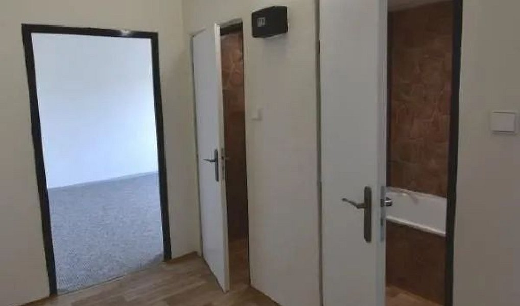 Pronájem bytu 2+1 55 m², Most – náhled fotky 9