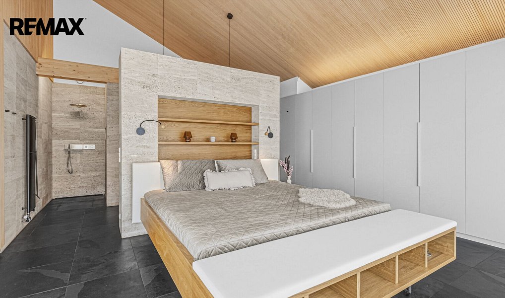 Prodej domu 486 m² s pozemkem 1 876 m², Loučná pod Klínovcem – náhled fotky 8