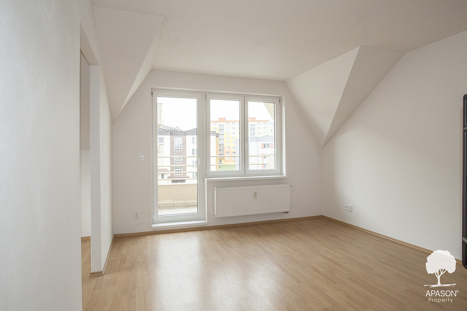 Pronájem bytu 5+1 111 m² — photo 5