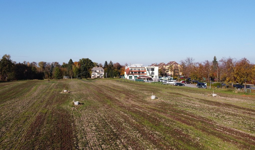 Prodej stavebního pozemku 33 902 m², České Budějovice – náhled fotky 4
