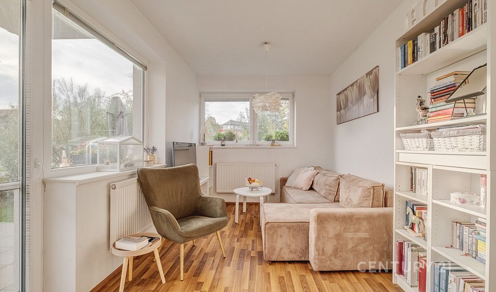 Pronájem bytu 3+kk 63 m², Benešov – náhled fotky 2
