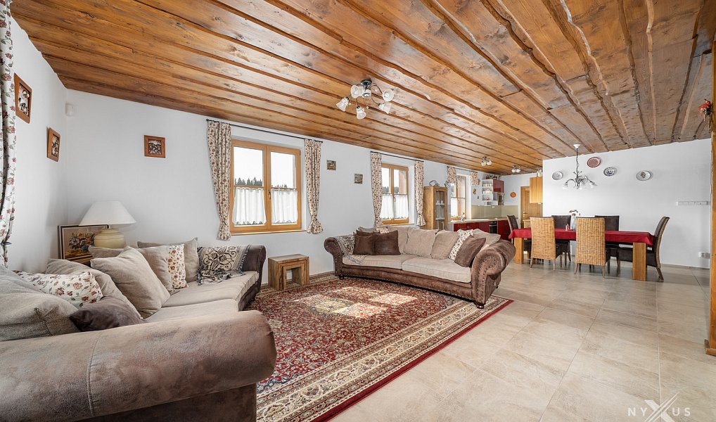 Prodej ubytovacího objektu 306 m², Kvilda – náhled fotky 2