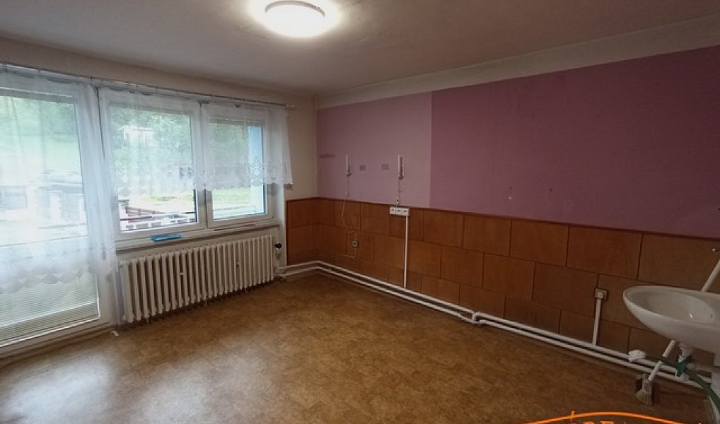 Prodej domu 105 m² s pozemkem 3 284 m², Vápenice – náhled fotky 4