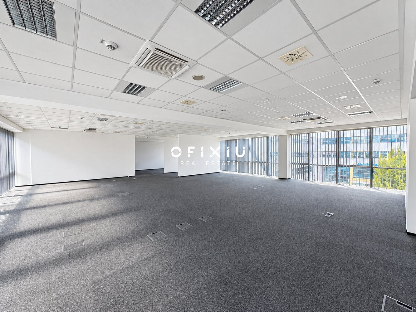 Pronájem kanceláře 4 000 m² – fotografie 3