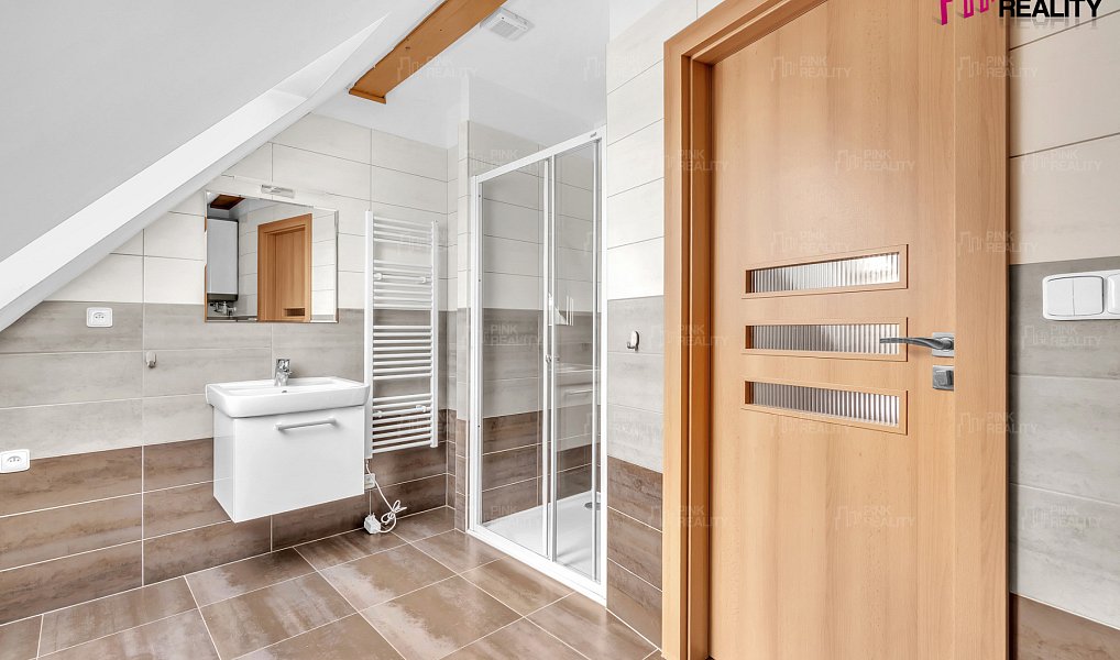 Prodej ubytovacího objektu 184 m², Orlické Záhoří – náhled fotky 22