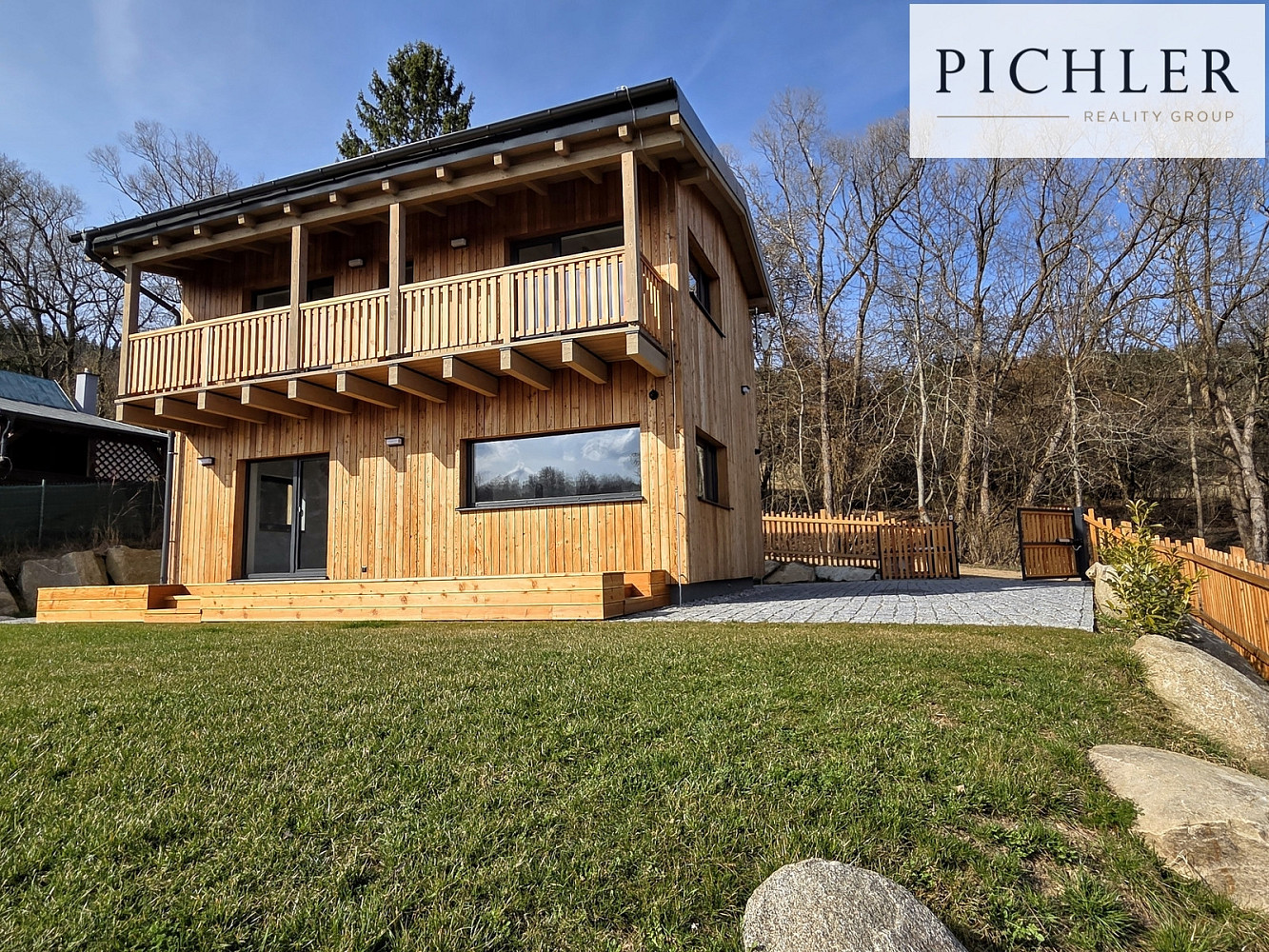 Prodej domu 120 m² s pozemkem 572 m² — photo 2