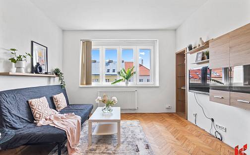 Prodej bytu 1+kk 32 m², Michelská, Praha 4 - Michle