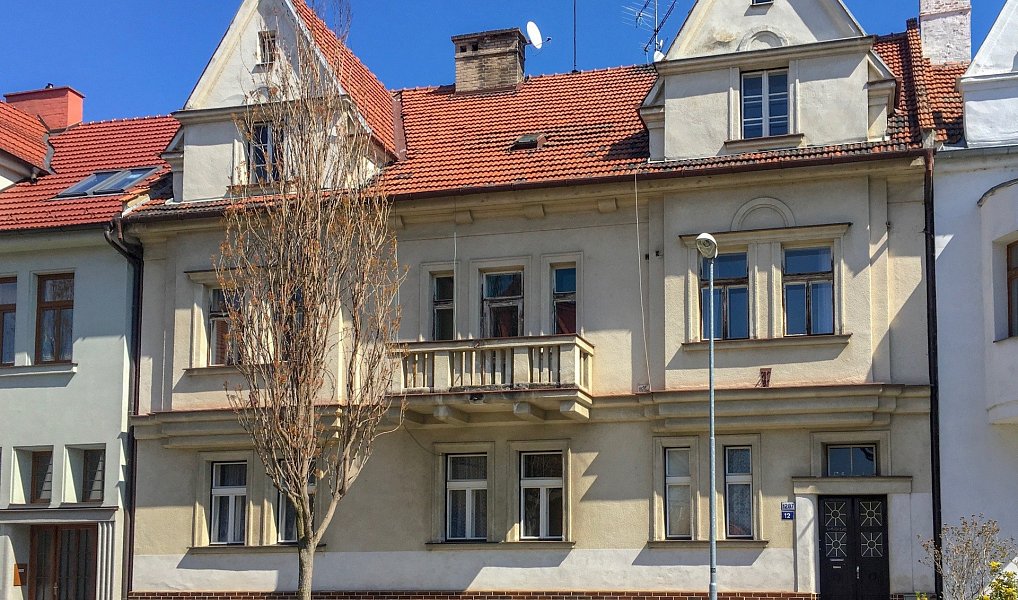 Prodej domu 1 046 m² s pozemkem 3 200 m², Kroměříž – náhled fotky 2