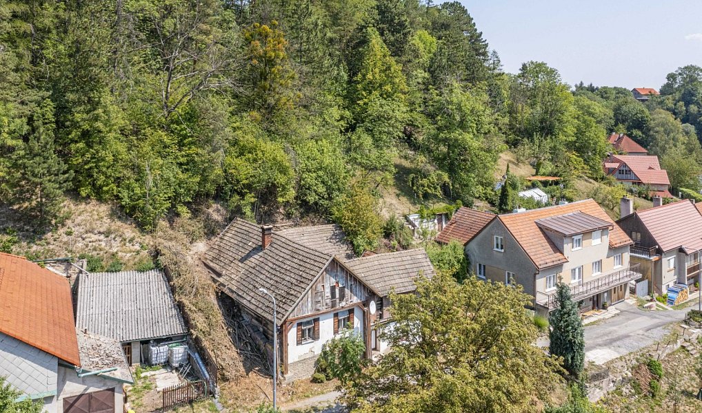 Prodej domu 352 m² s pozemkem 1 087 m², Lubná – náhled fotky 13
