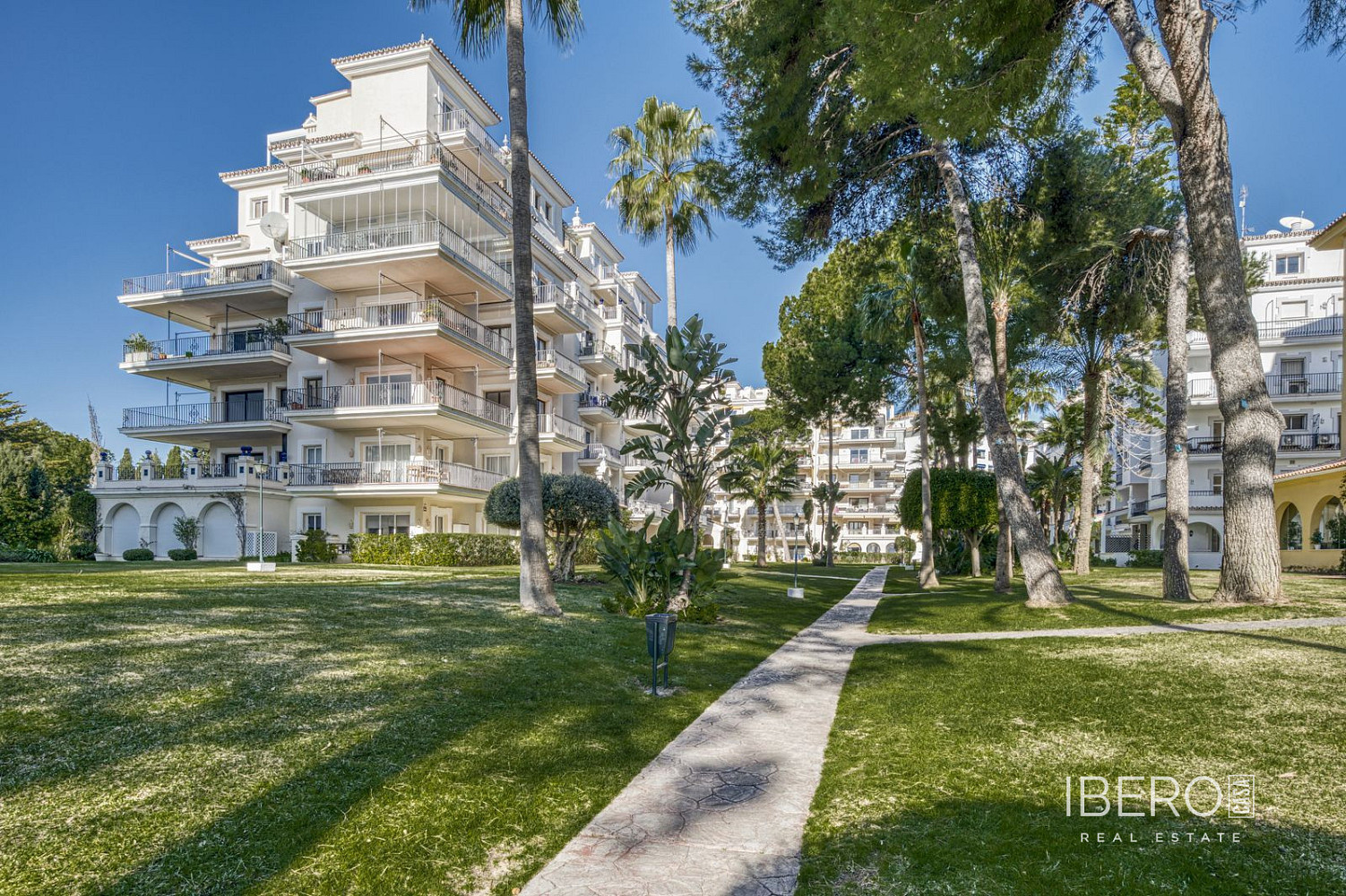 Pis 4+kk – Marbella, Nueva Andalucía - Vista 4