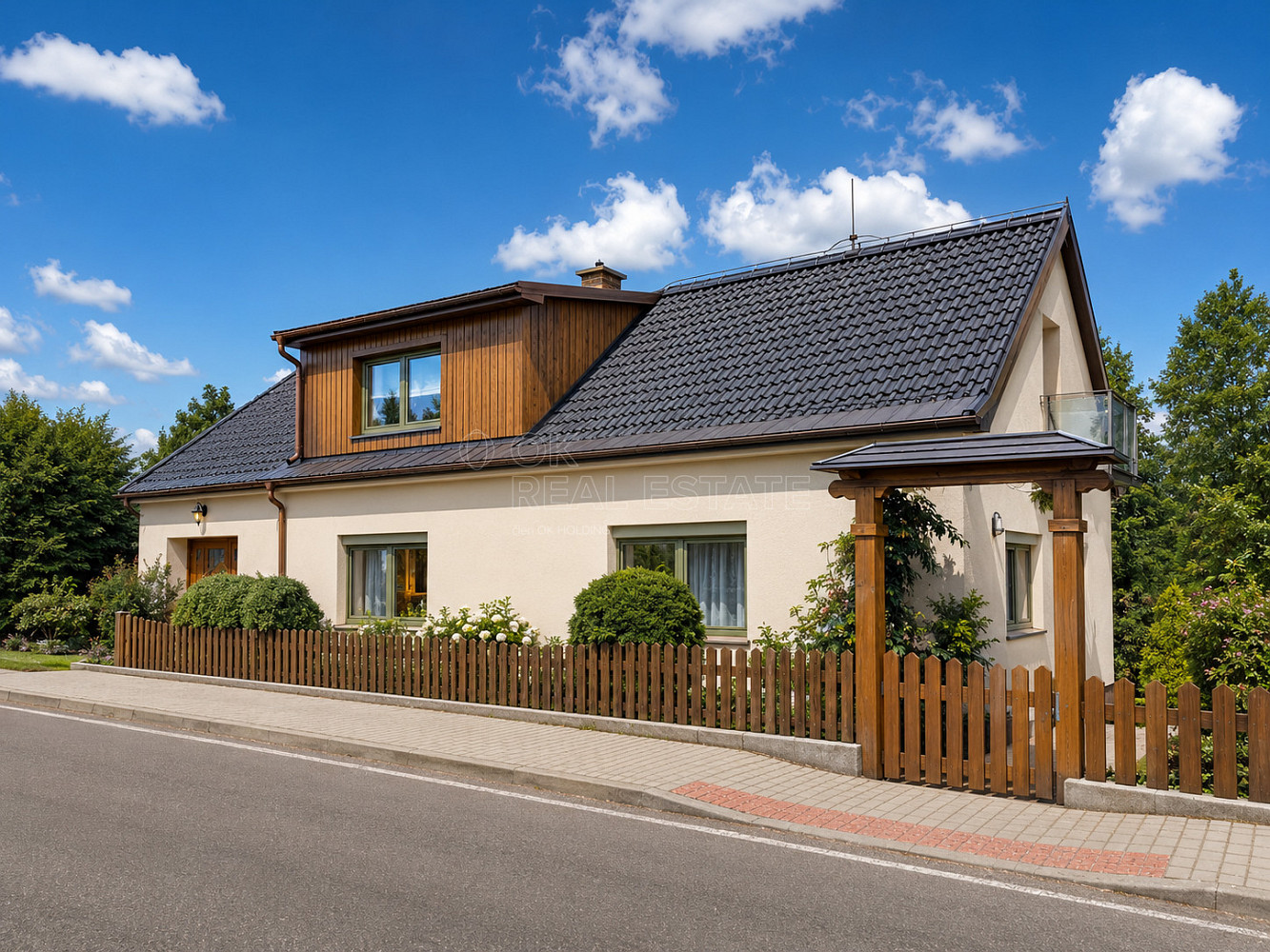 Prodej domu 180 m² s pozemkem 2 504 m² – fotografie 2