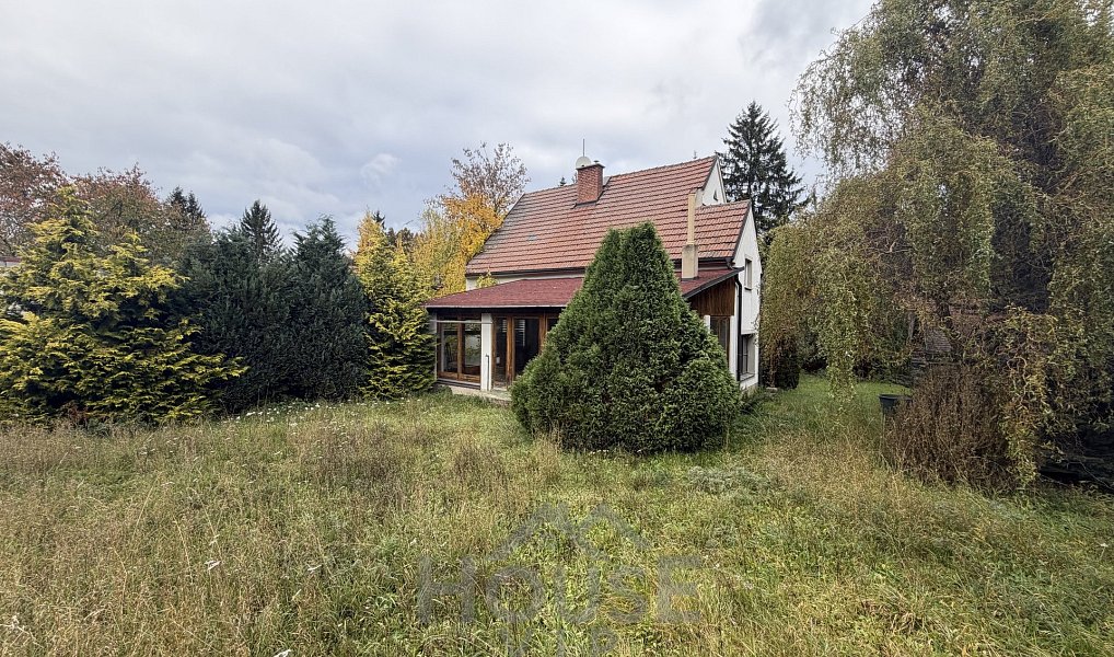 Prodej domu 186 m² s pozemkem 2 048 m², Družec – náhled fotky 2