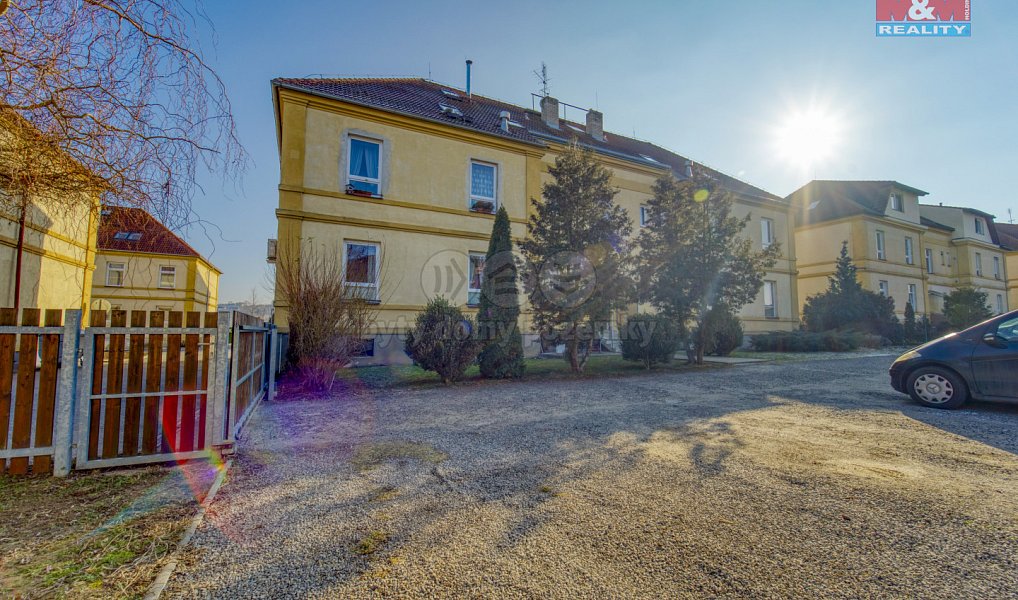 Prodej bytu 4+kk 100 m², Králův Dvůr – náhled fotky 24
