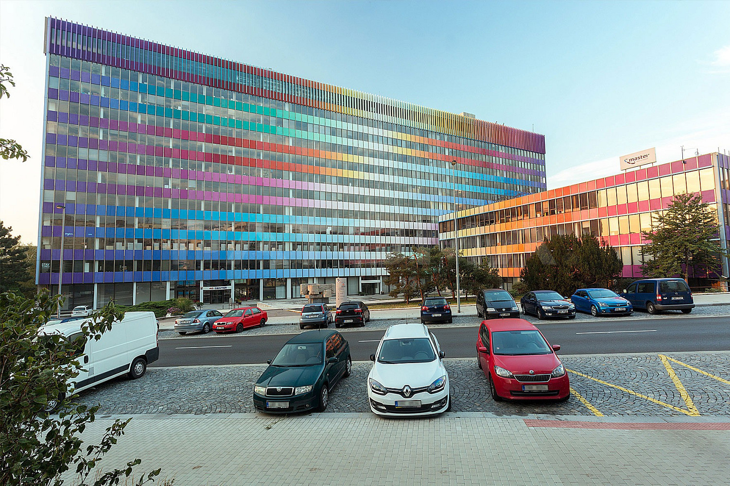 Pronájem kanceláře 530 m², Praha